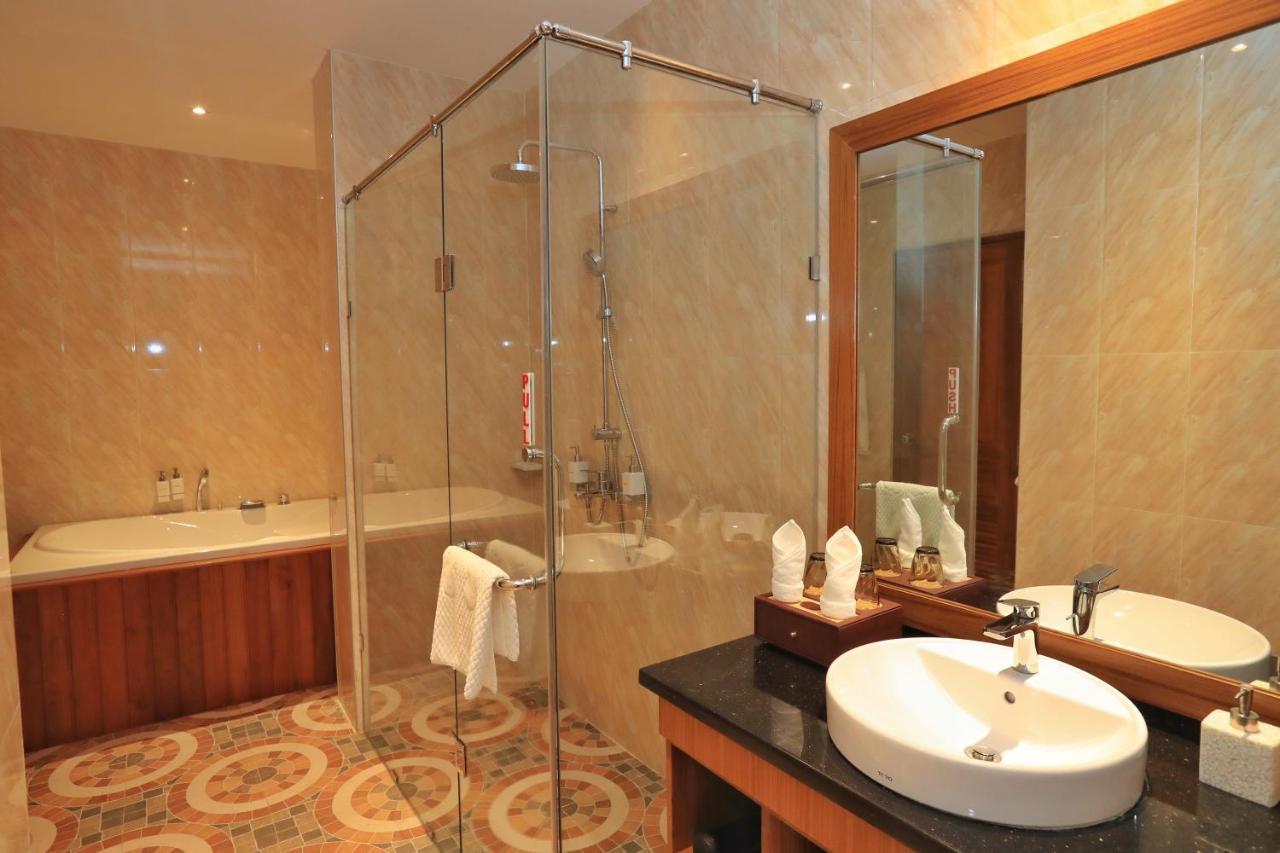 Sunset Palace View Suites Mandalay Eksteriør bilde